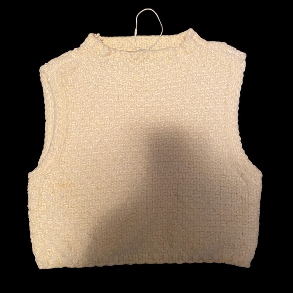 NWT Bershka Crop Top - Picture 1 of 1